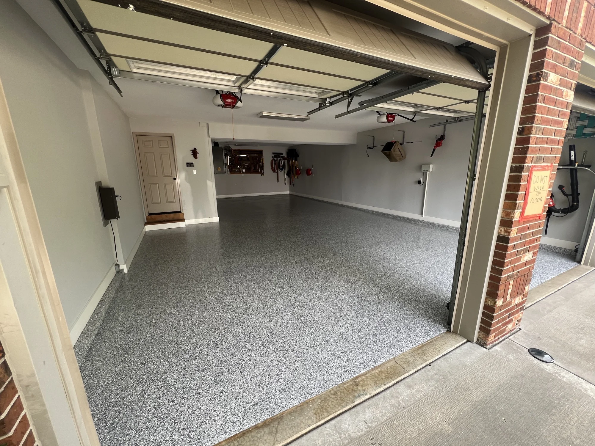 Full flake epoxy garage floor coating — Elite Coatings, Edwardsville IL